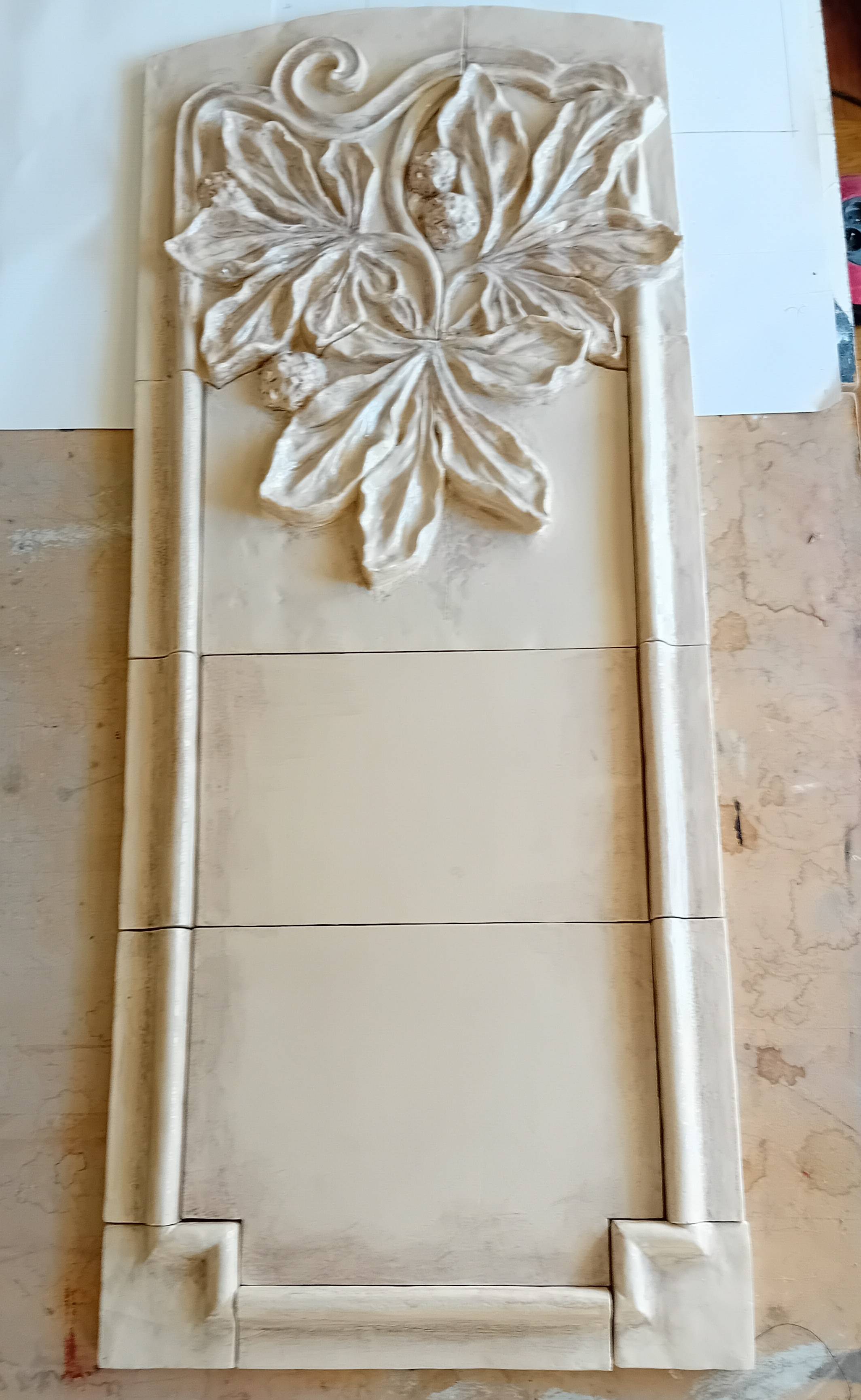 Bas-relief Marronnier