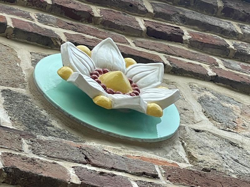 Cabochon NICE sur platine ronde diamètre 30cm